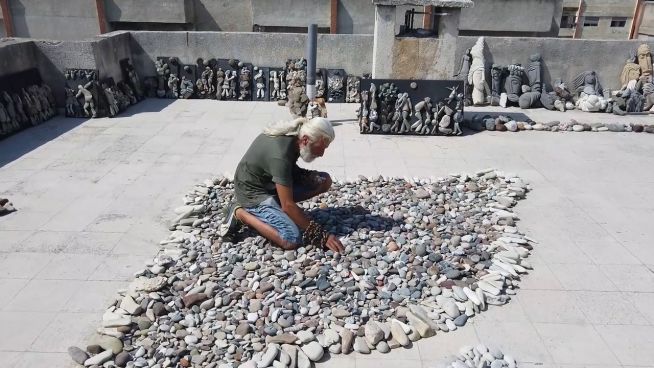 Der syrische Künstler Nizar Ali Badr macht aus Steinen Geschichten