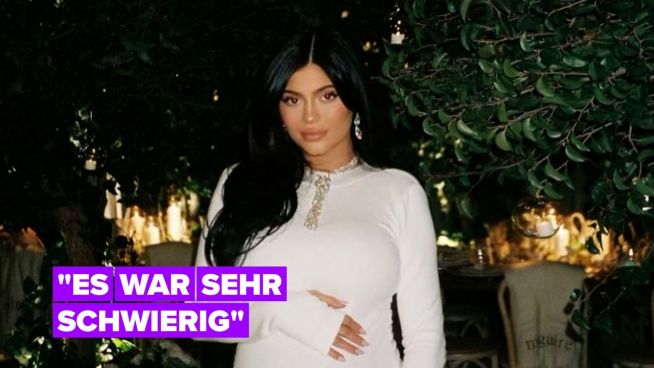 Kylie Jenner erzählt, dass die Zeit nach der Geburt "nicht leicht" war